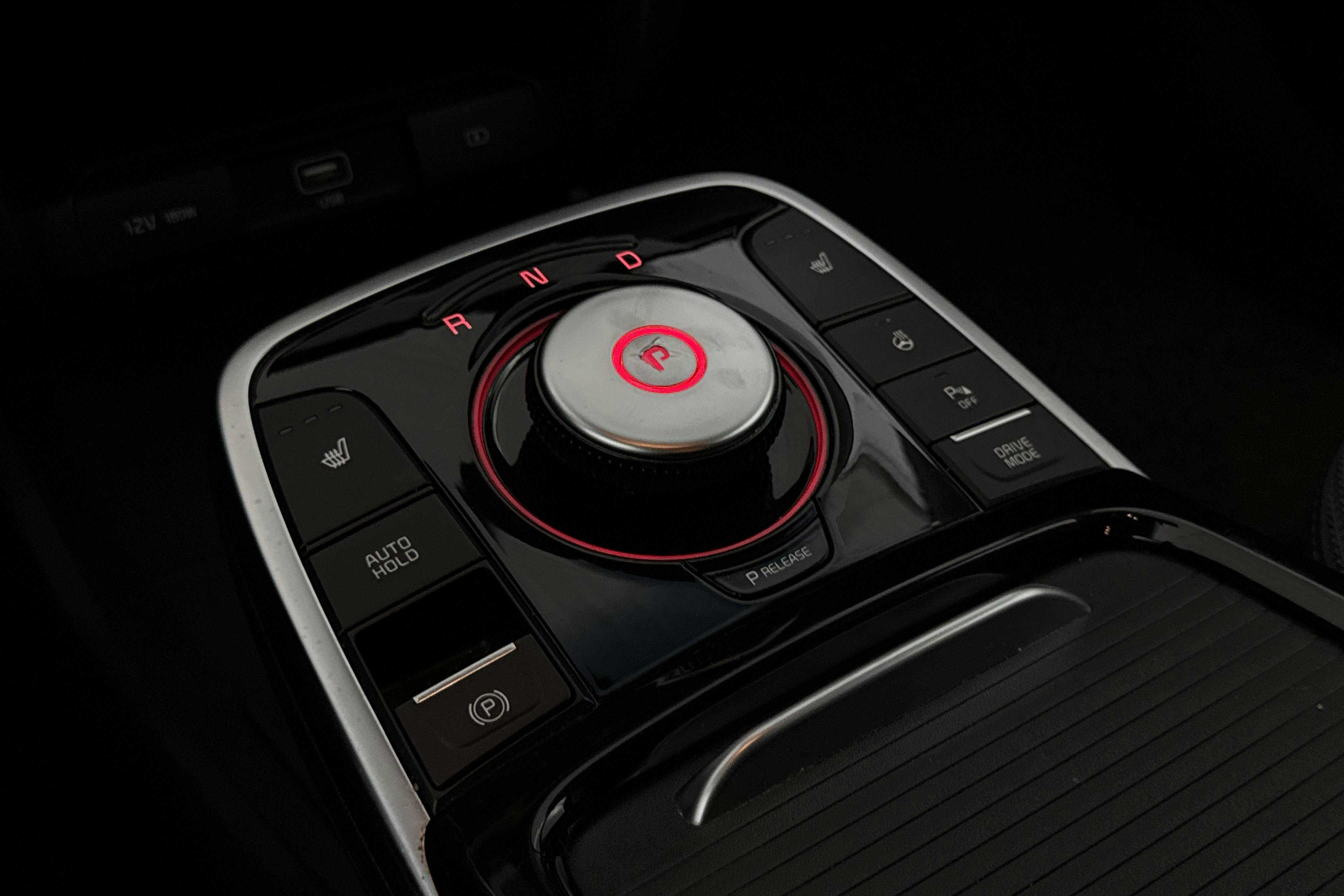 Vehicle Image 14
