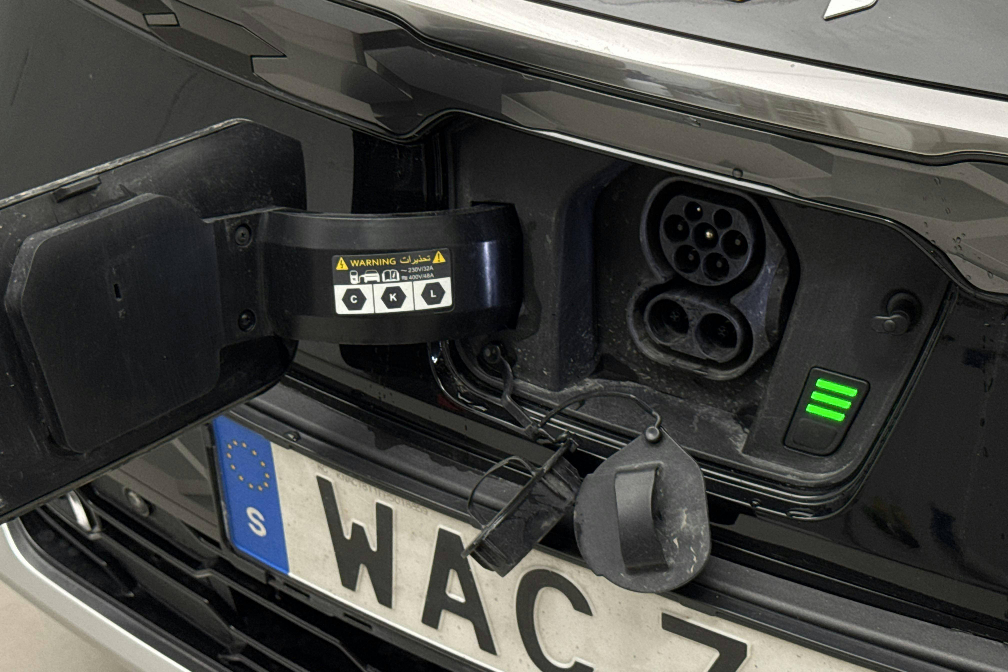 Vehicle Image 18