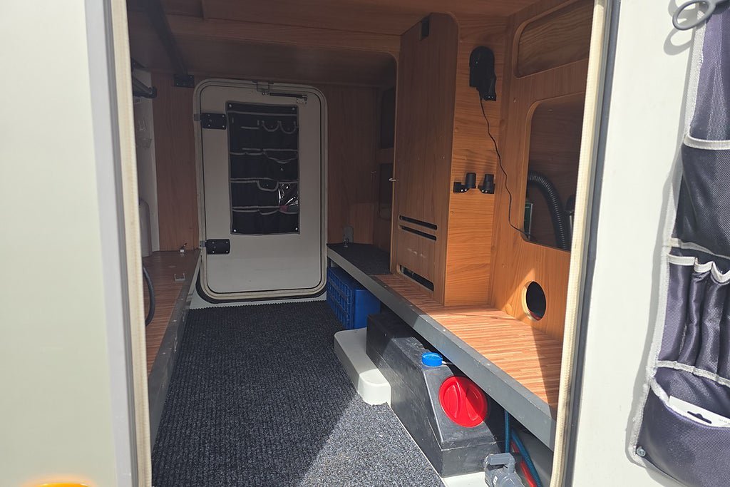 Vehicle Image 28