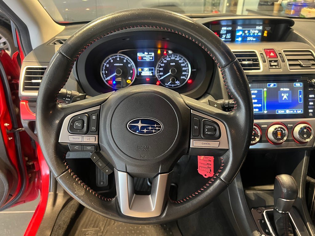 Vehicle Image 11
