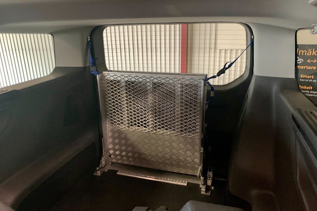 Vehicle Image 9