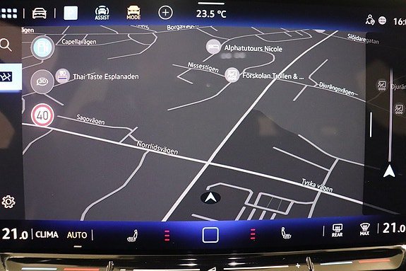 Vehicle Image 11