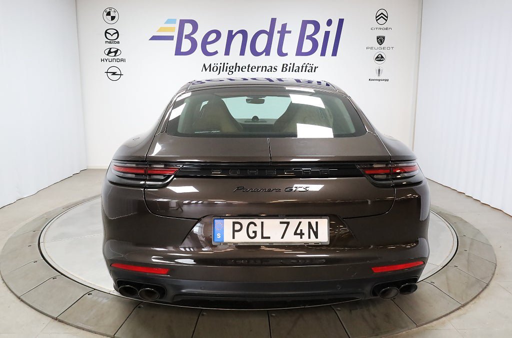 Vehicle Image 14