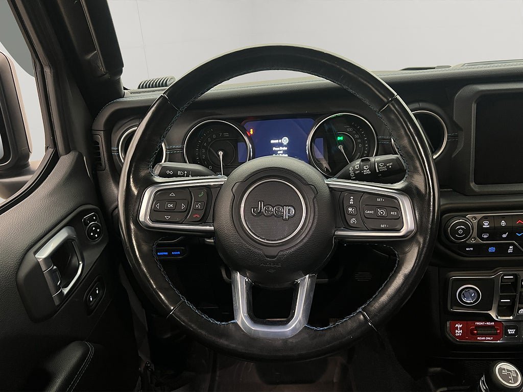 Vehicle Image 35