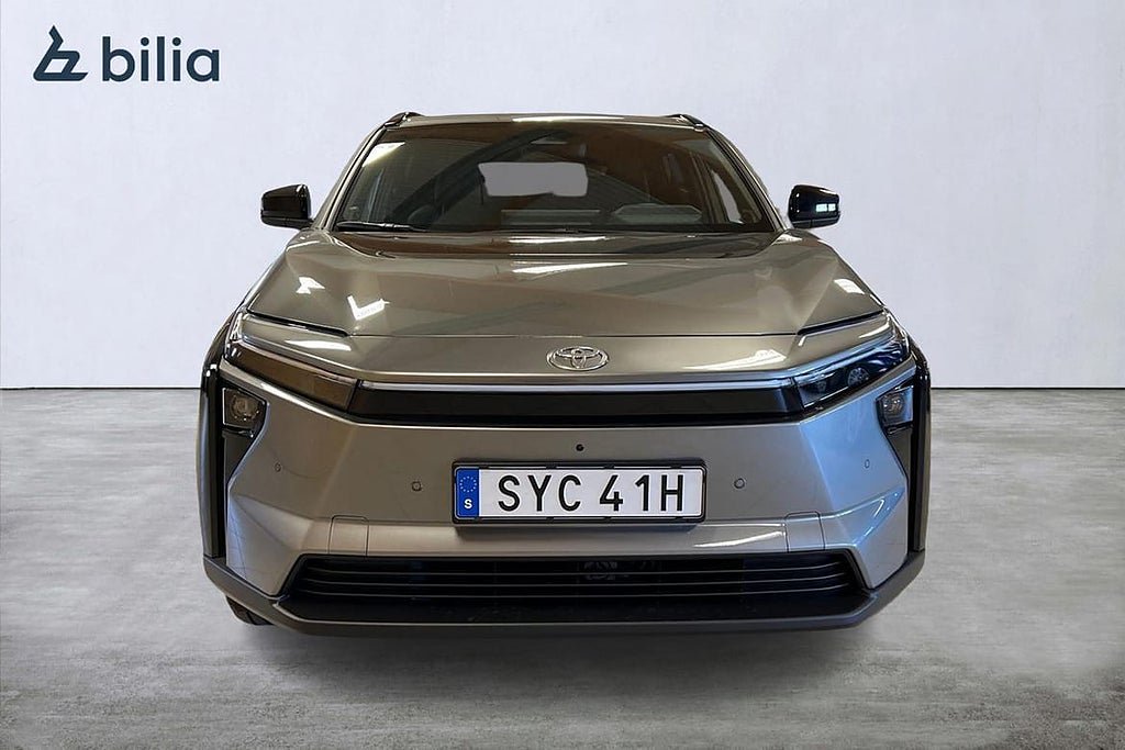 Vehicle Image 6