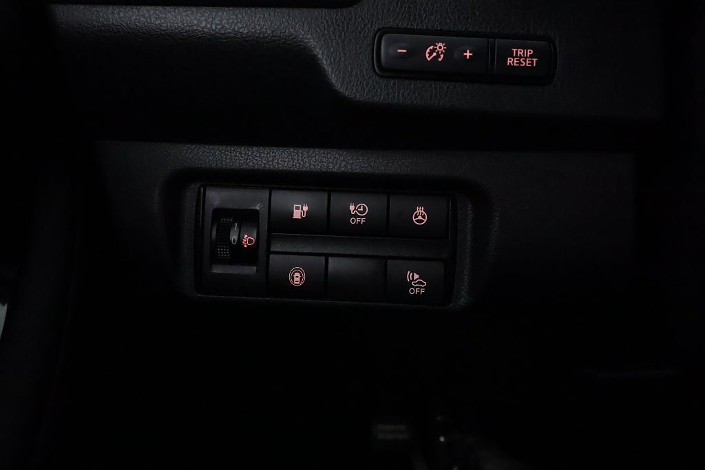 Vehicle Image 23