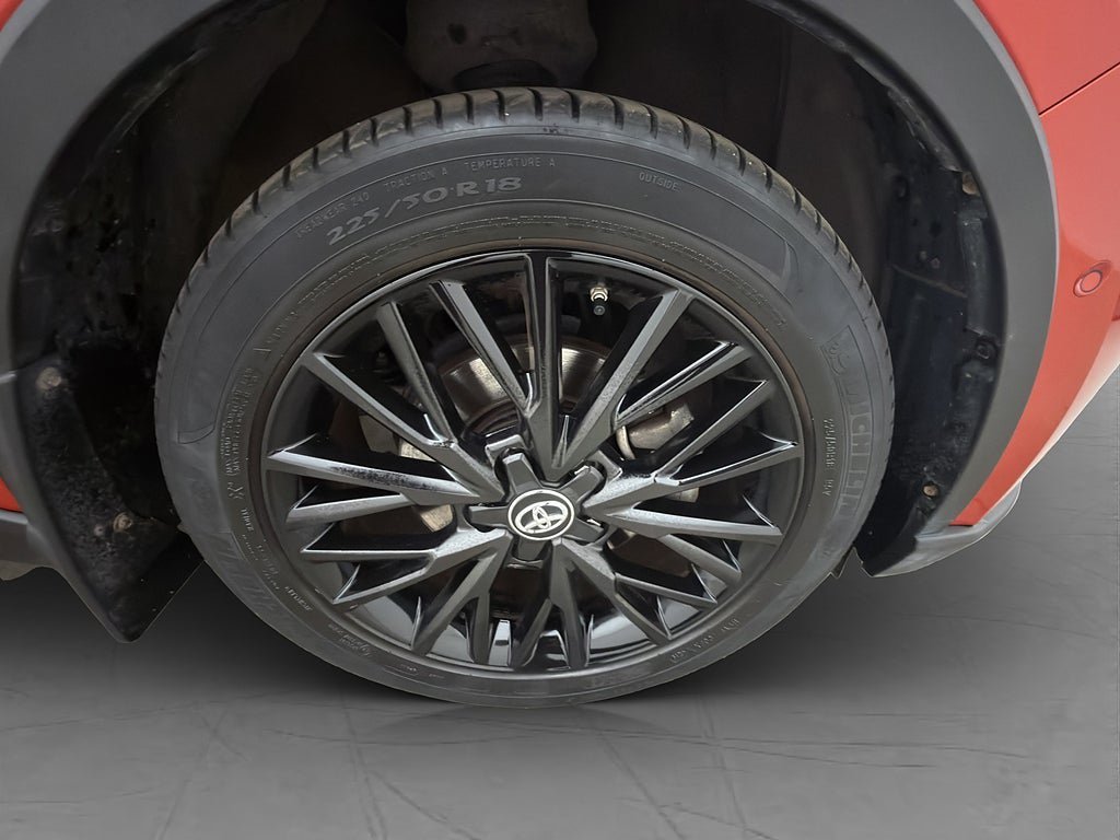 Vehicle Image 35