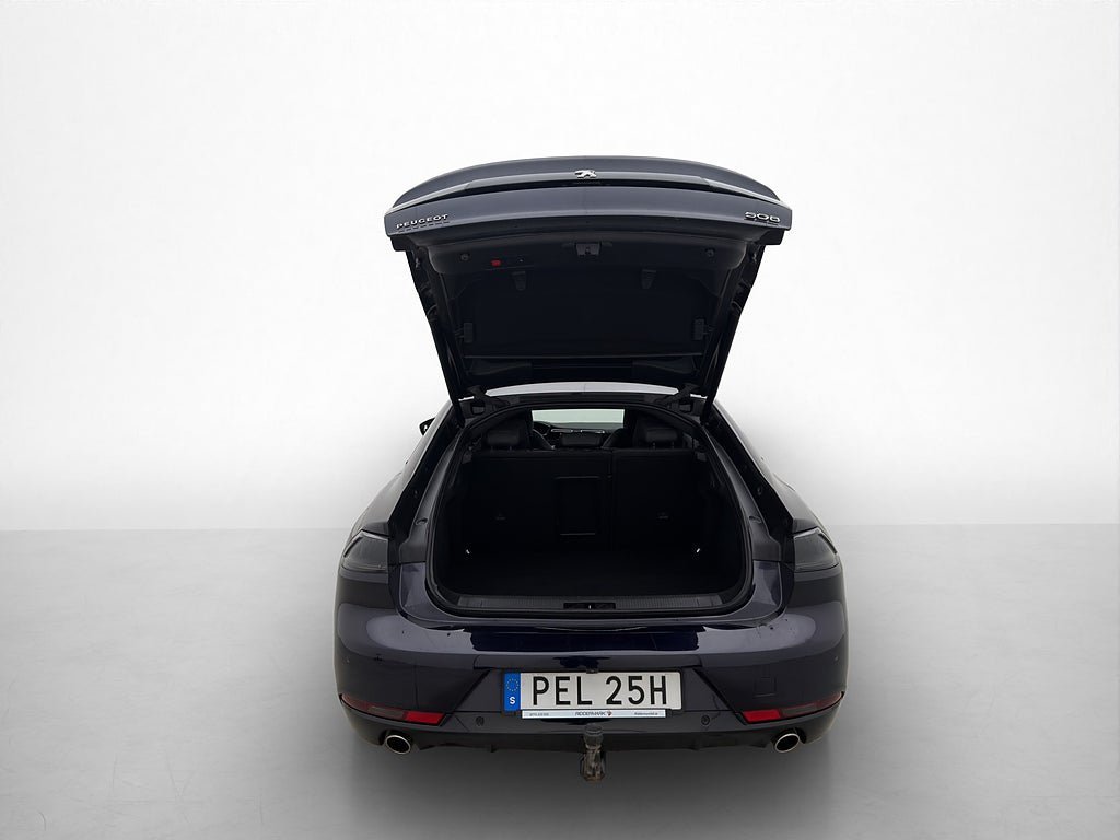 Vehicle Image 28