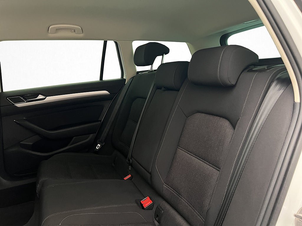 Vehicle Image 26