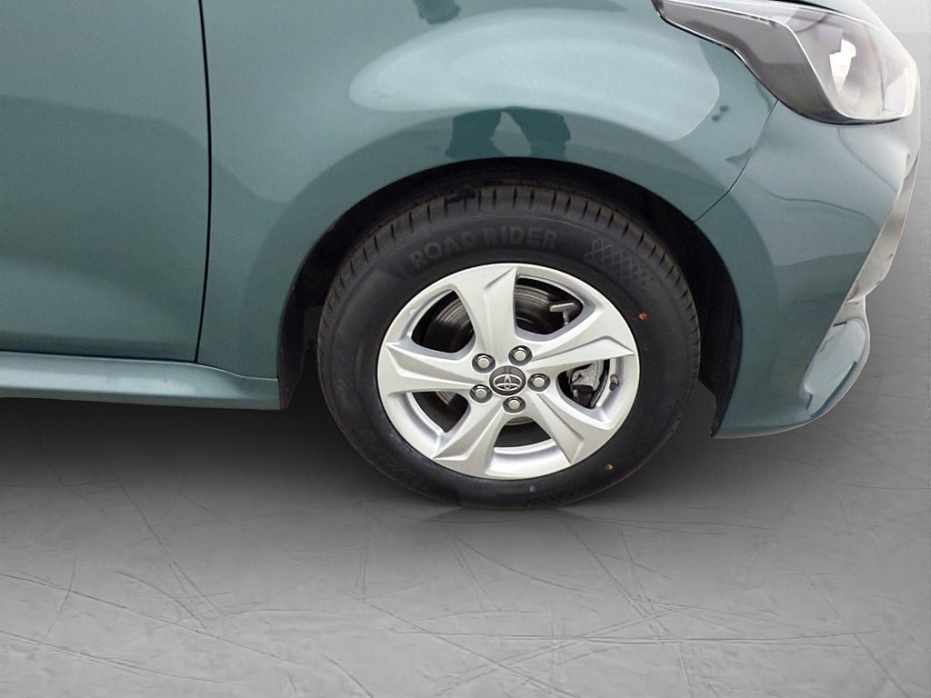 Vehicle Image 30