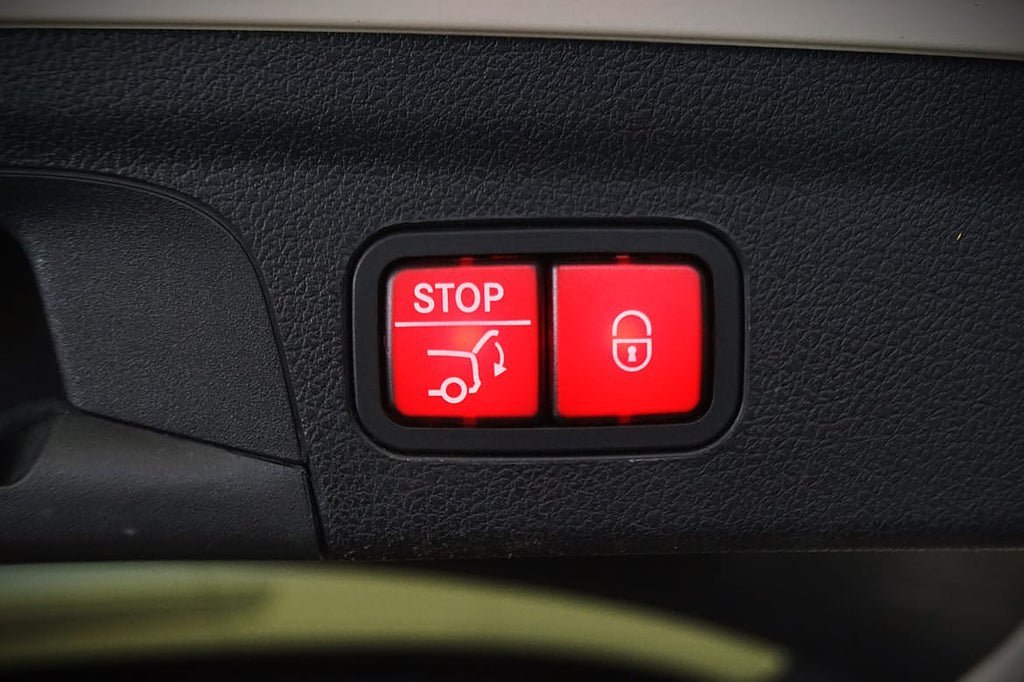Vehicle Image 25