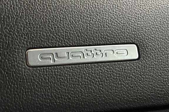 Vehicle Image 26