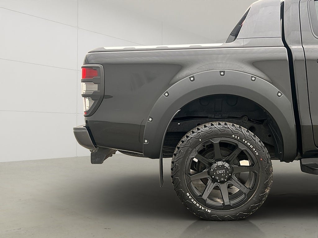Vehicle Image 33