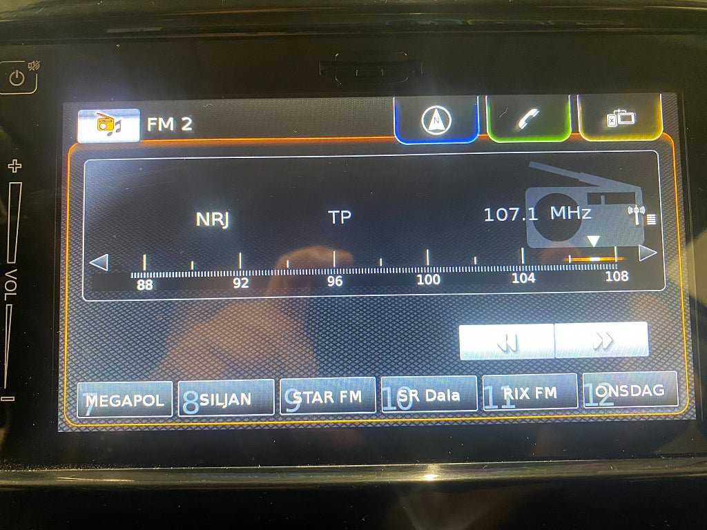 Vehicle Image 14