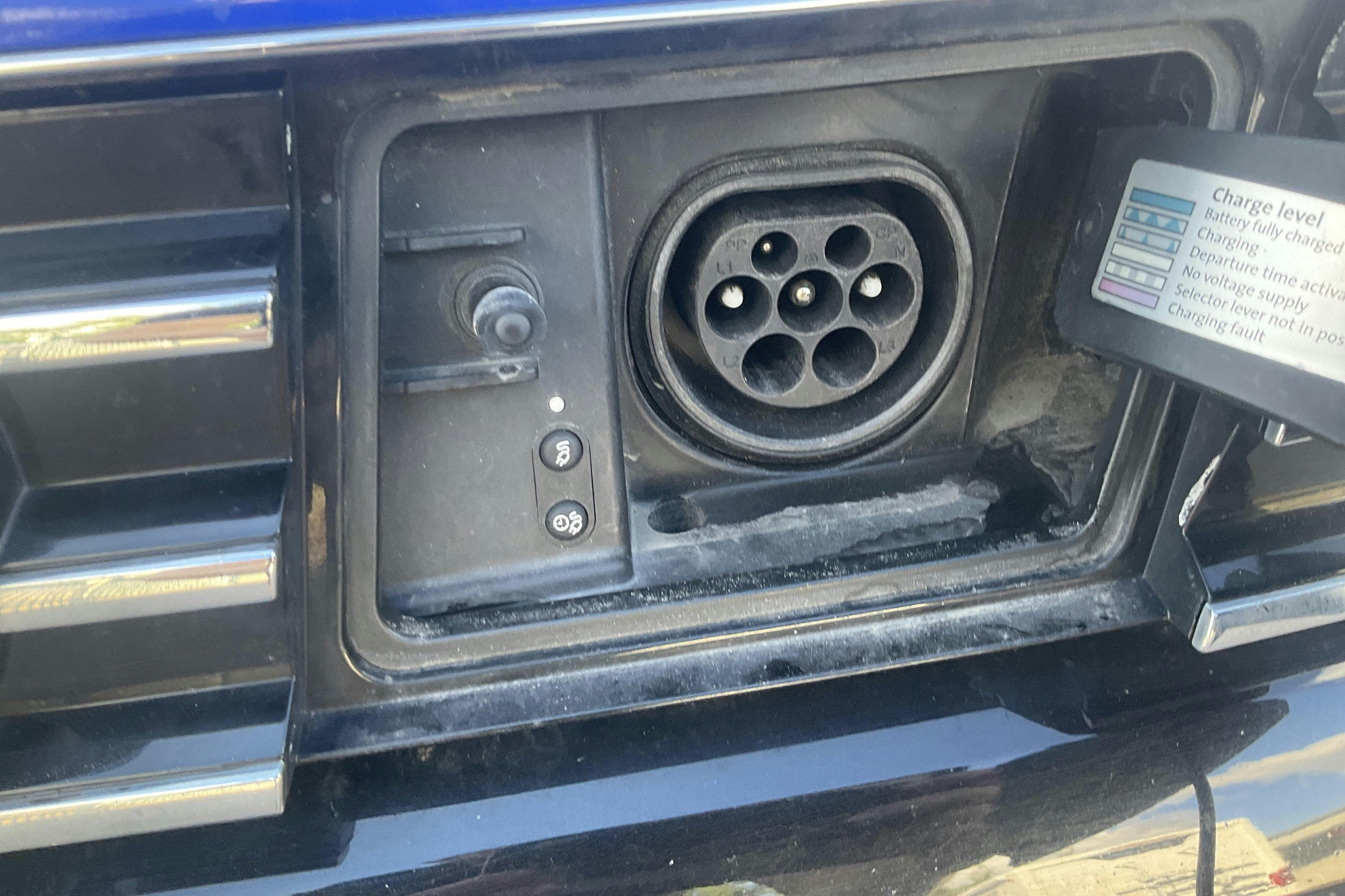 Vehicle Image 19