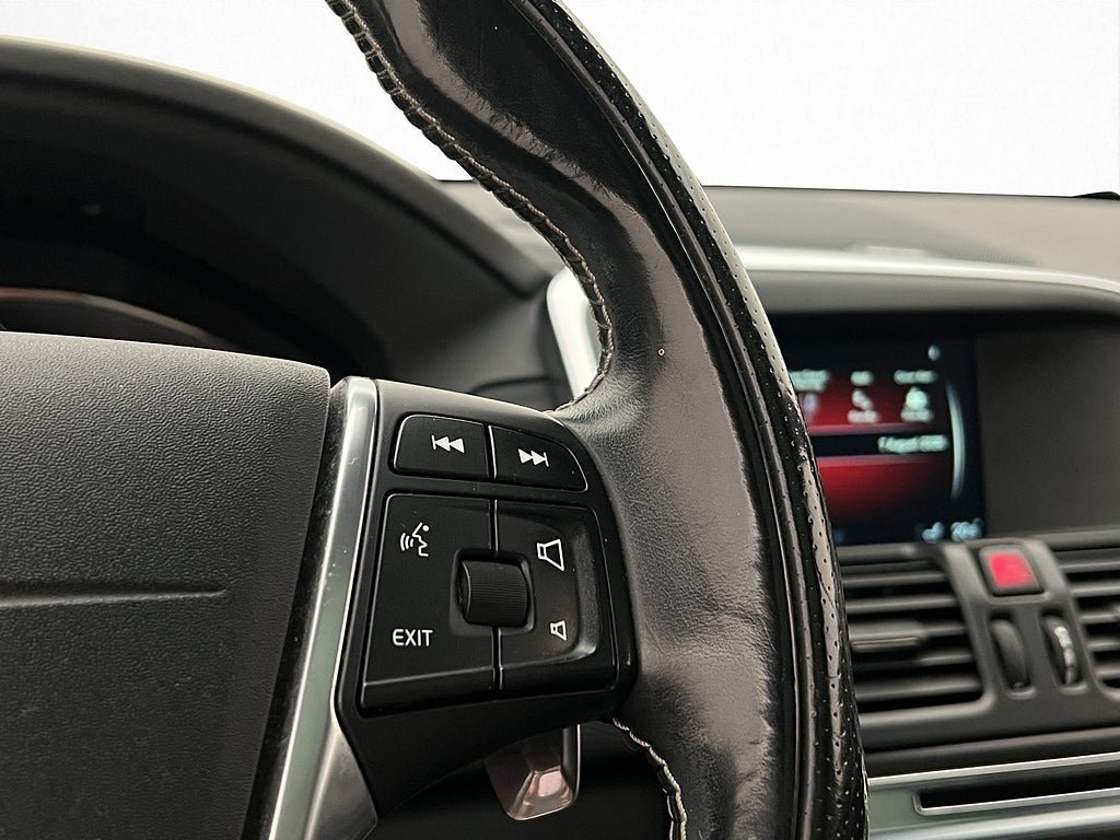 Vehicle Image 27