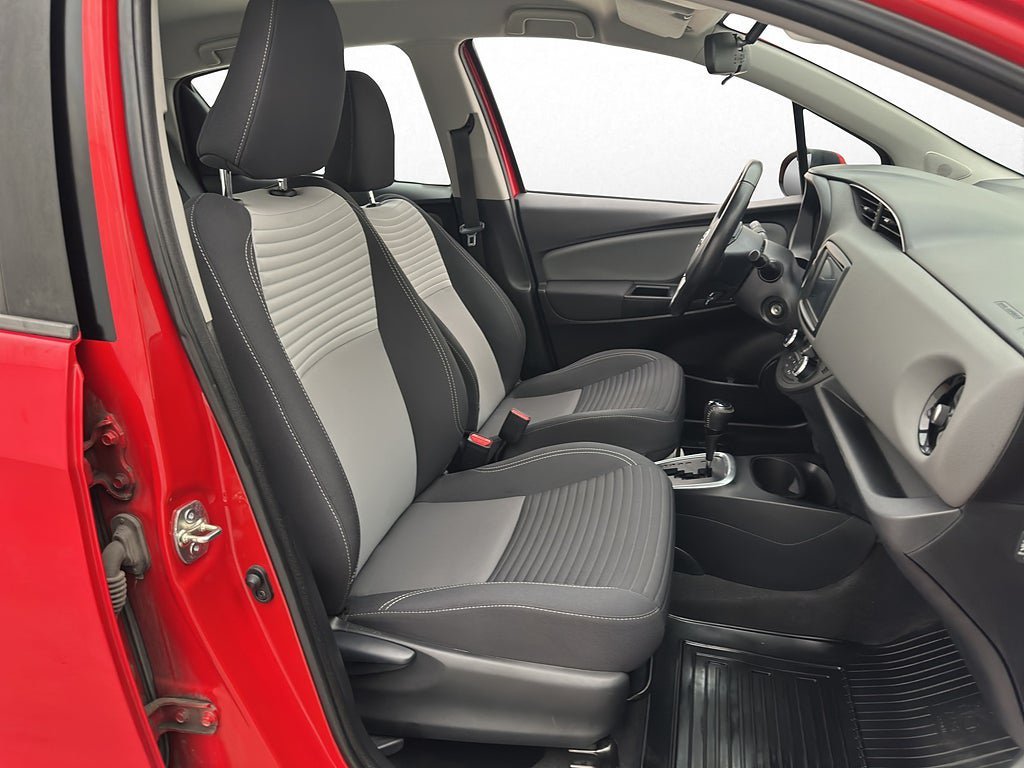 Vehicle Image 18