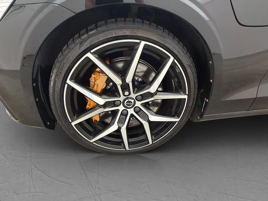 Vehicle Image 38