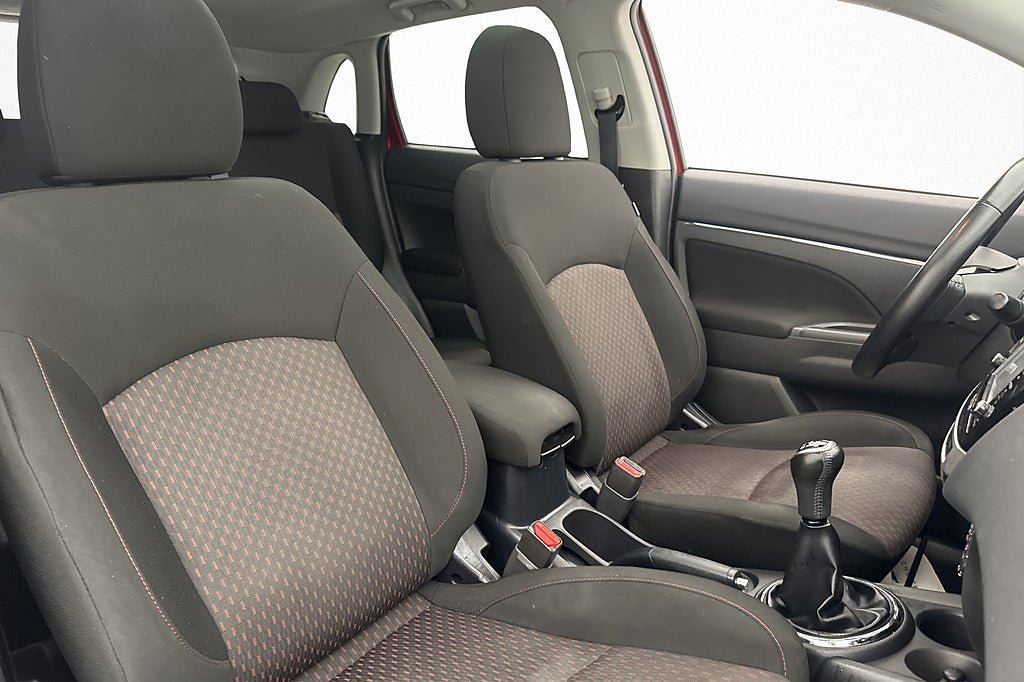Vehicle Image 10