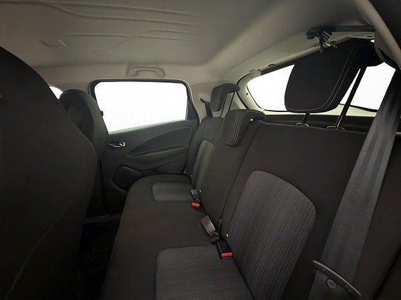 Vehicle Image 24