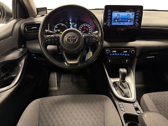 Vehicle Image 10