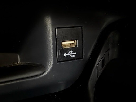 Vehicle Image 23