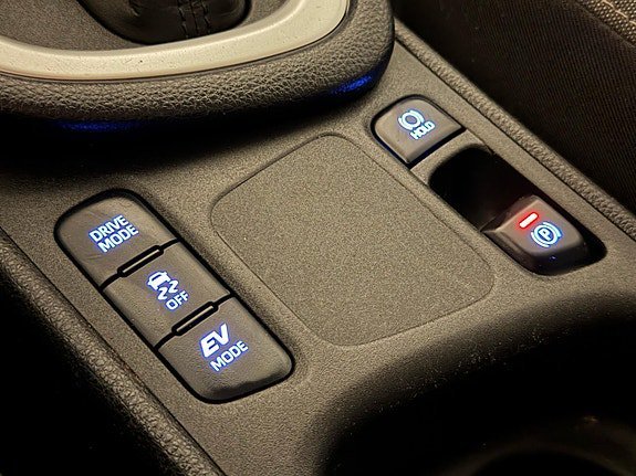 Vehicle Image 23