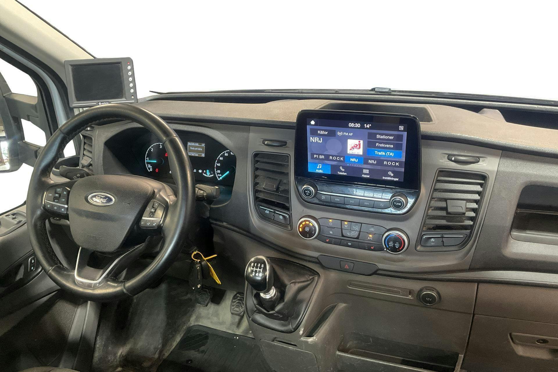Vehicle Image 6