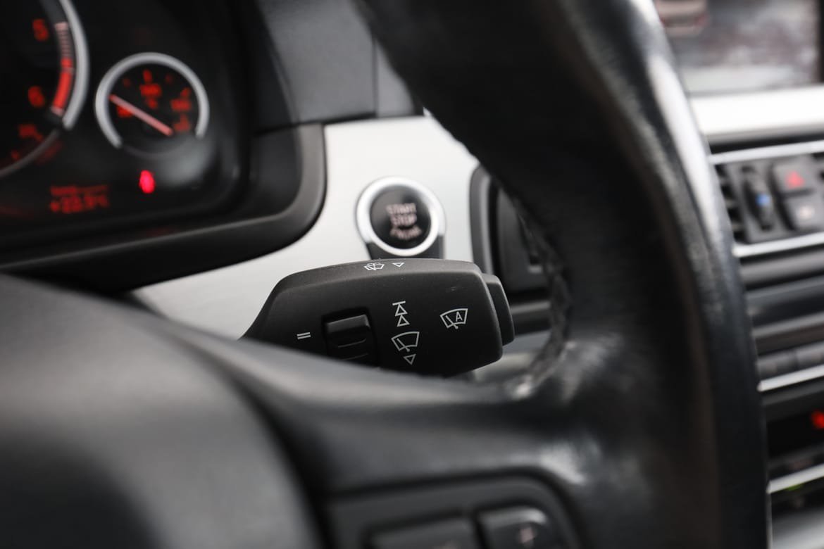 Vehicle Image 33