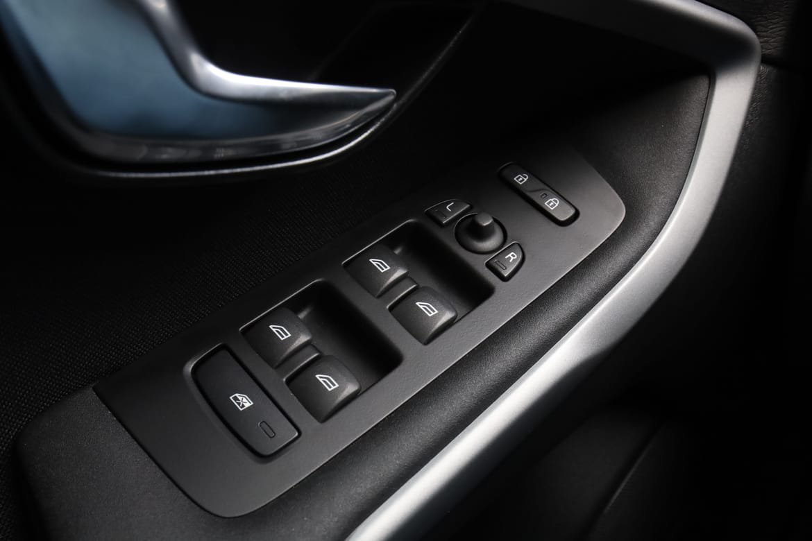 Vehicle Image 33