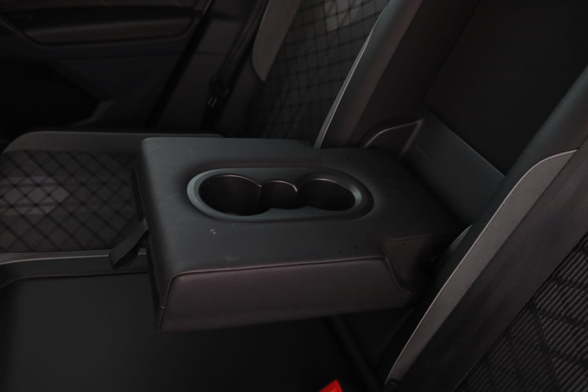 Vehicle Image 40