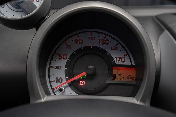 Vehicle Image 17