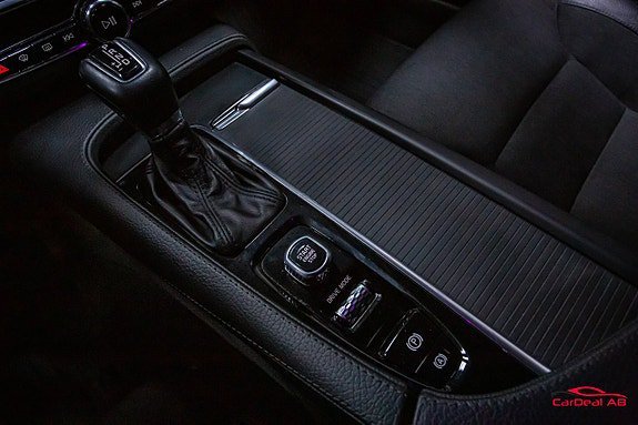 Vehicle Image 28