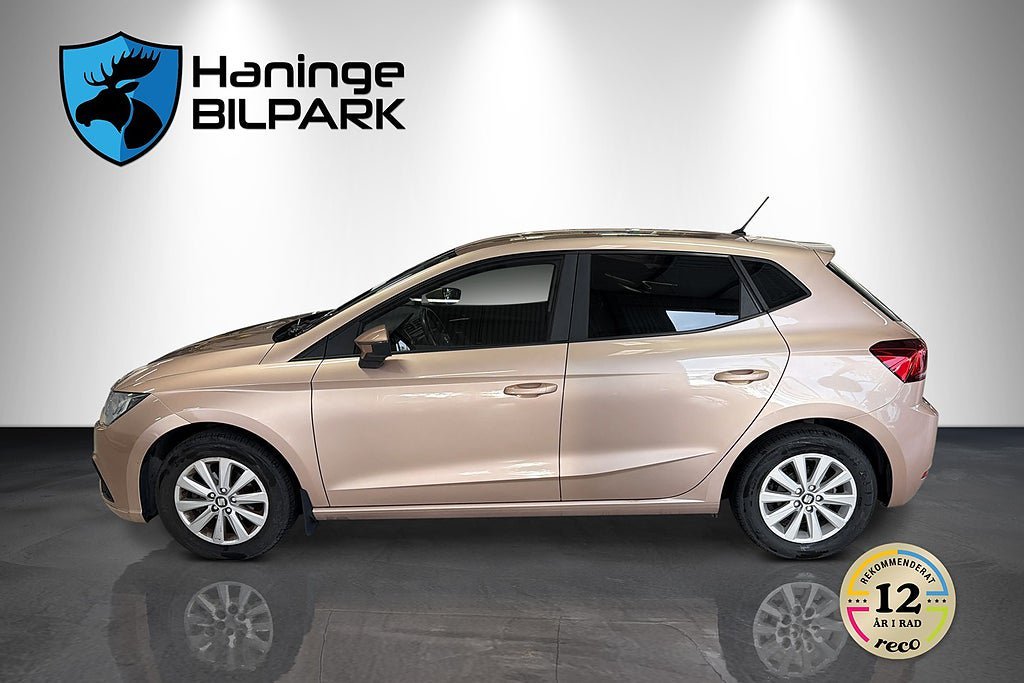 Vehicle Image 9