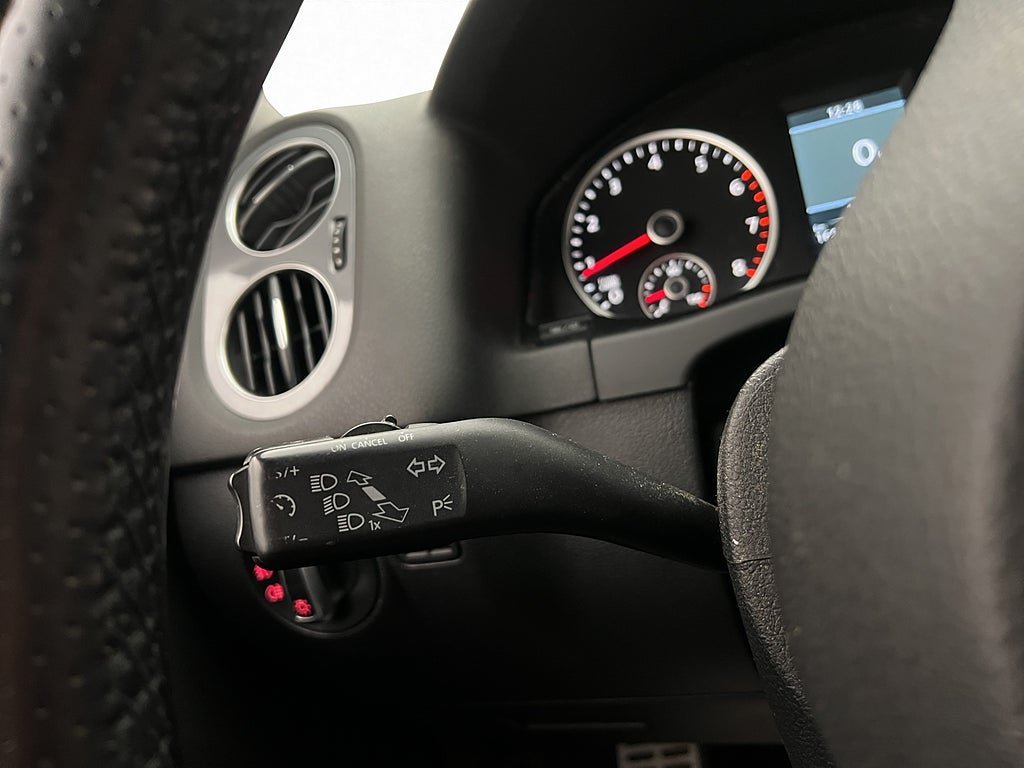 Vehicle Image 27
