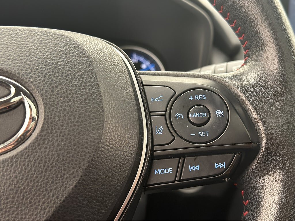 Vehicle Image 24