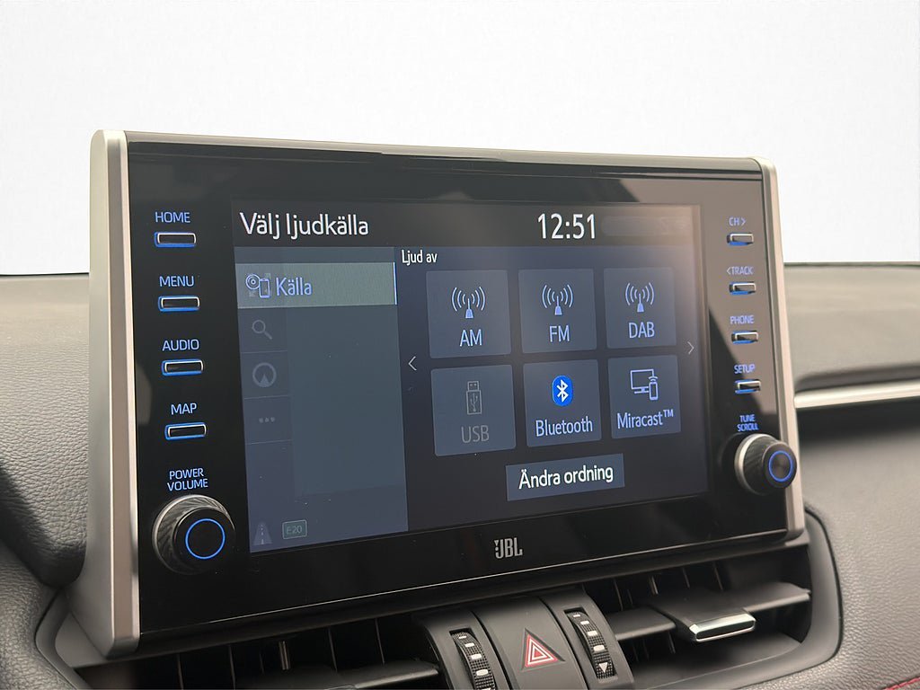 Vehicle Image 26