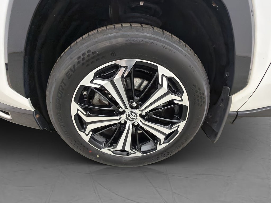 Vehicle Image 37