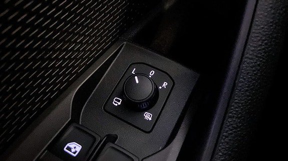 Vehicle Image 22