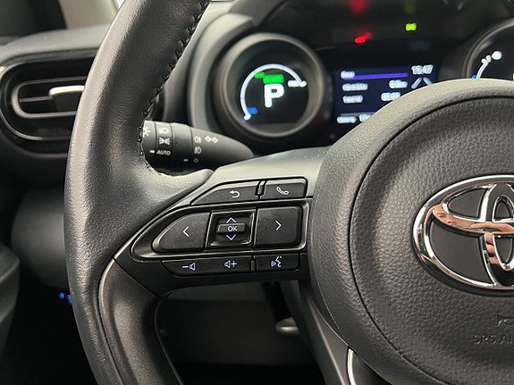 Vehicle Image 21