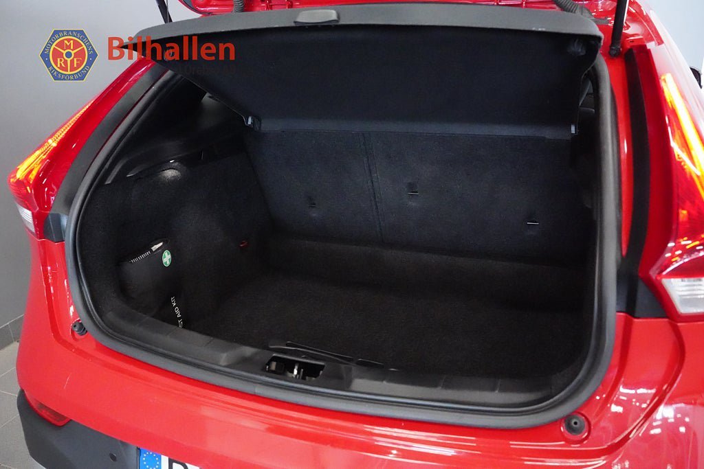 Vehicle Image 23