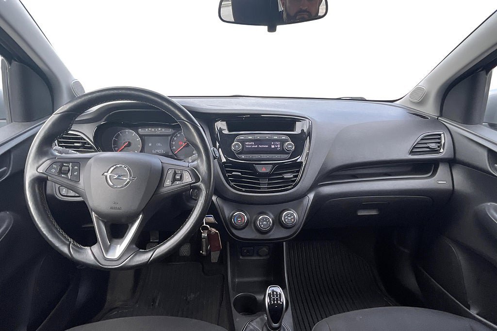 Vehicle Image 12