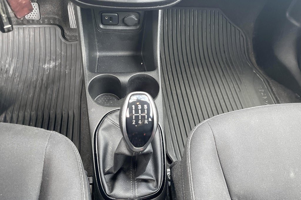 Vehicle Image 21