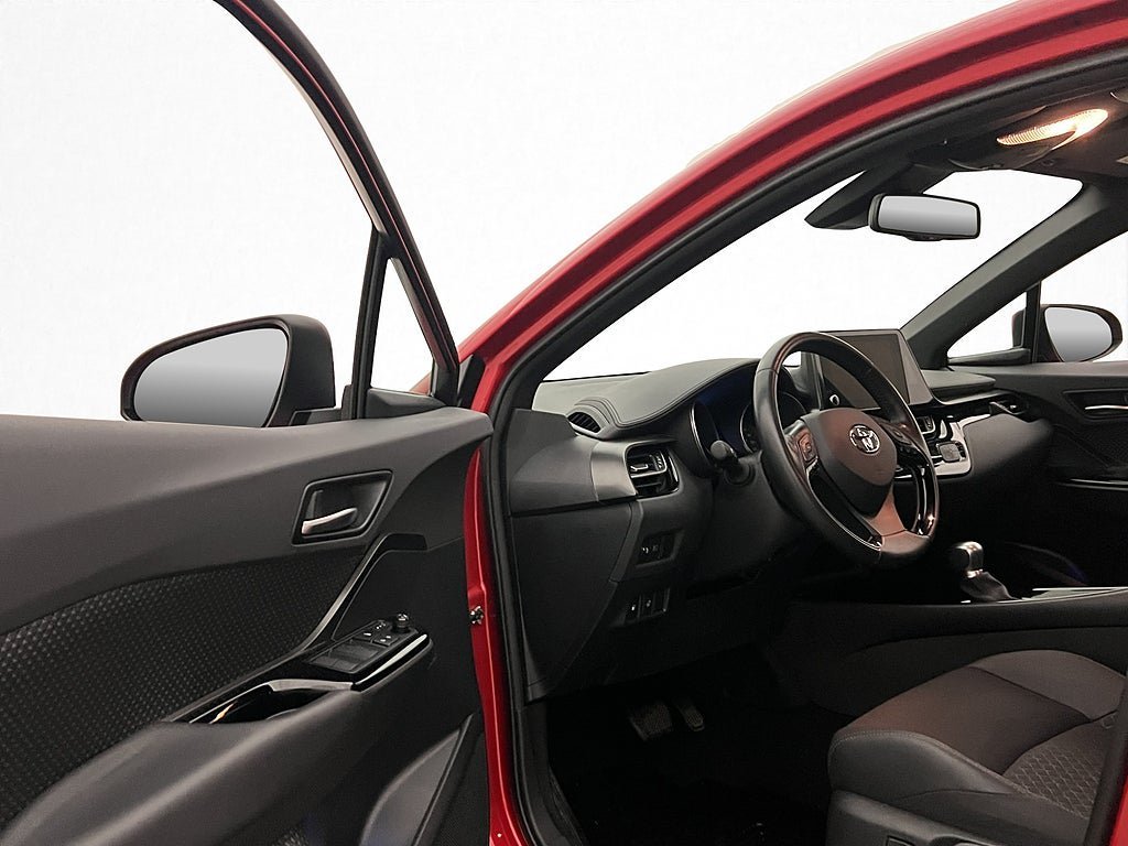 Vehicle Image 11