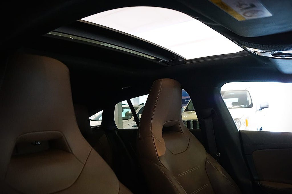 Vehicle Image 26