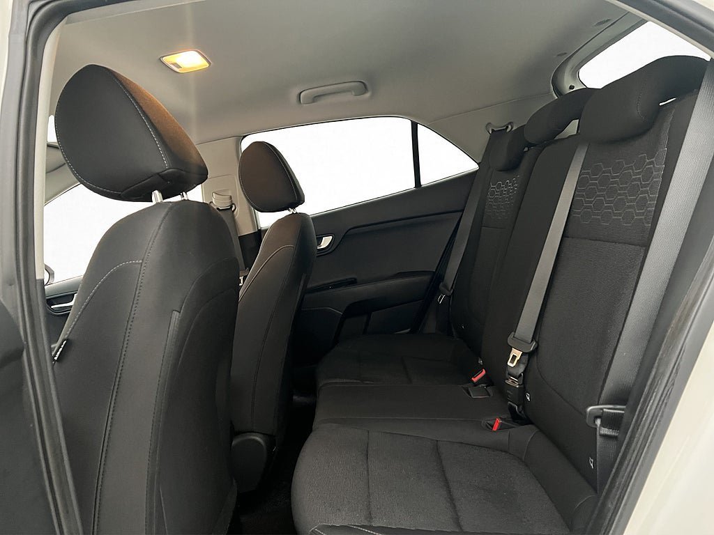 Vehicle Image 24