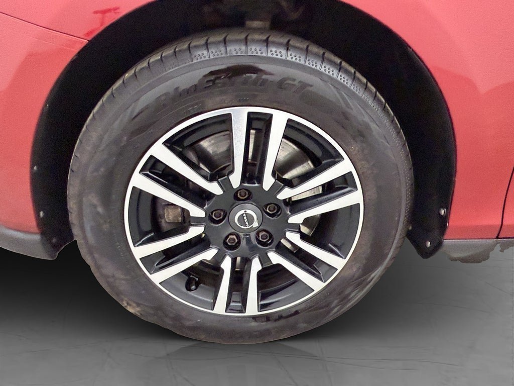 Vehicle Image 27