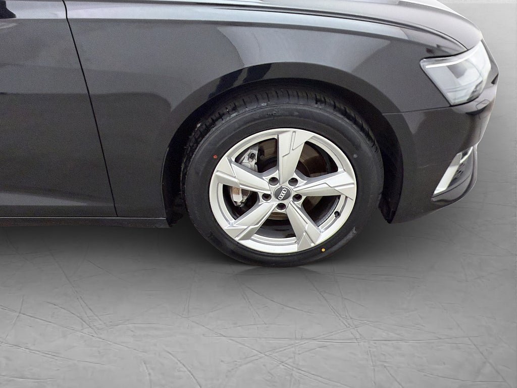 Vehicle Image 35