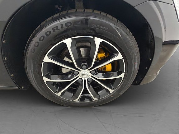 Vehicle Image 33