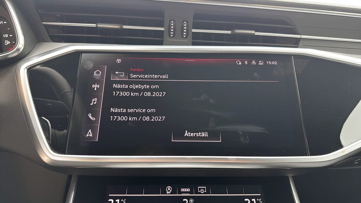 Vehicle Image 21